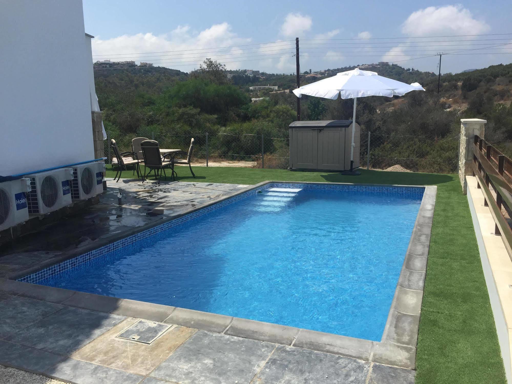 Latchi Escape Hotel And Suites Polis Exterior foto