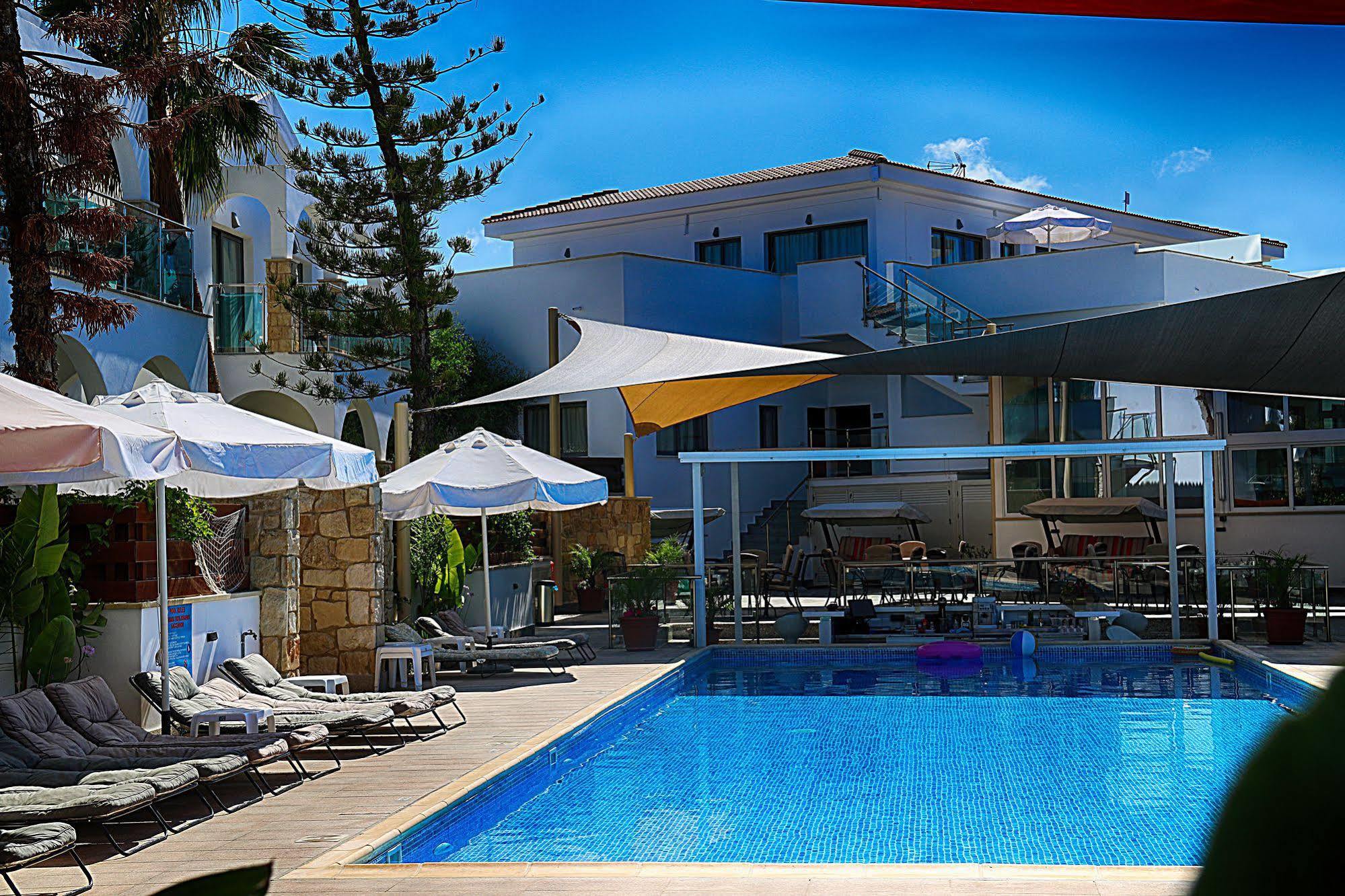 Latchi Escape Hotel And Suites Polis Exterior foto
